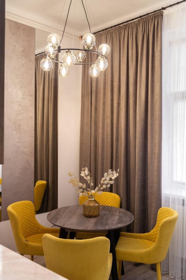 Avangard Franko* Art Apartment Lviv Dış mekan fotoğraf