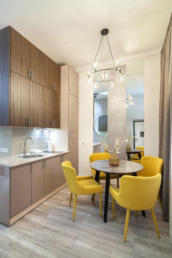 Avangard Franko* Art Apartment Lviv Dış mekan fotoğraf